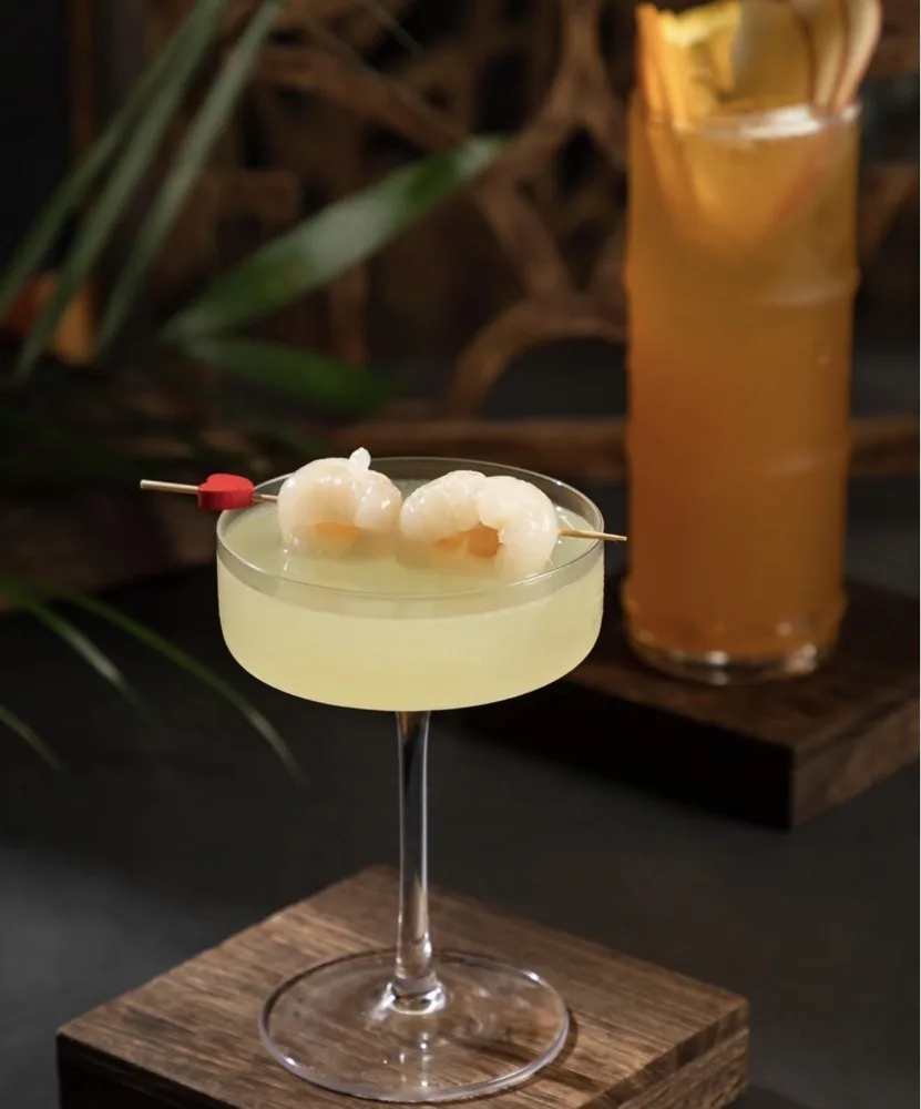 Two house cocktails served in the Jiangnan dining room